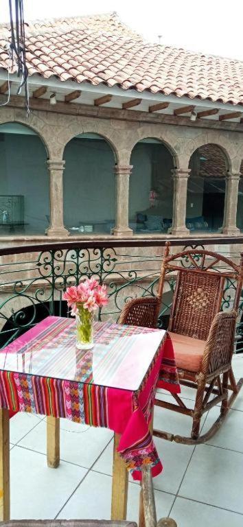 Qosqollay Plaza De Armas Bed and Breakfast Cuzco Esterno foto